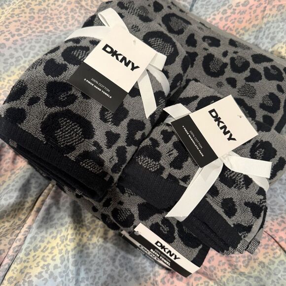 New DKNY Black/Grey 8-Pc Cheetah/Leopard Print Bath Towel Set – Luxury & Style! - Picture 5 of 5